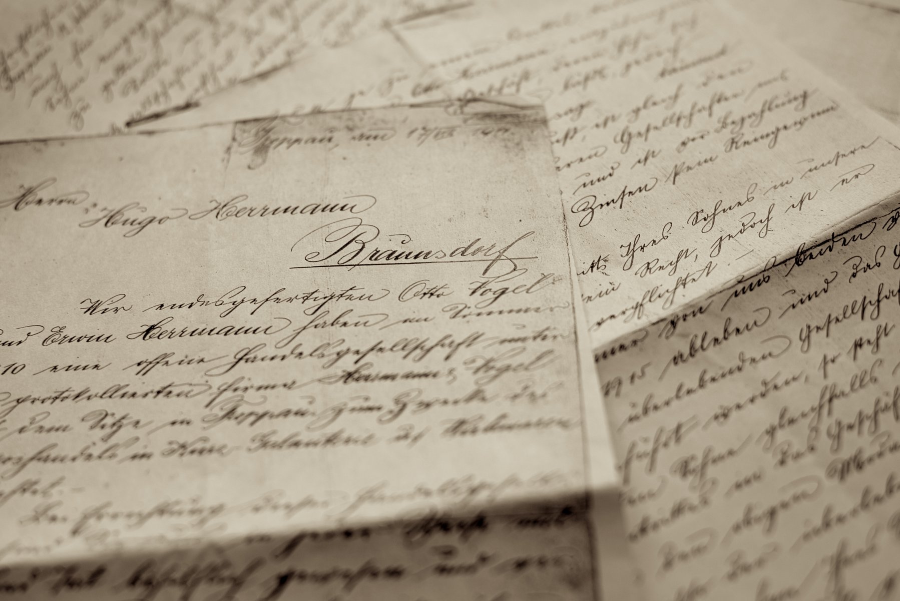 fotografie - starý ručně psaný dopis pro Hugo Herrmann